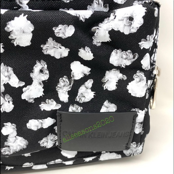 😳SALE😳 Calvin Klein SCULPTED Print Women’s BACKPACK Roses 36092304155 - Picture 4 of 10